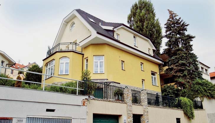 Lexa si ho ako pr�slu�n�k vtedaj�ej elity mohol dopria� u� za socializmu.