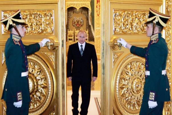 C:\Users\Fujitsu\Desktop\Specnaz\xx\Wladimir-Putin-im-Kreml.jpg